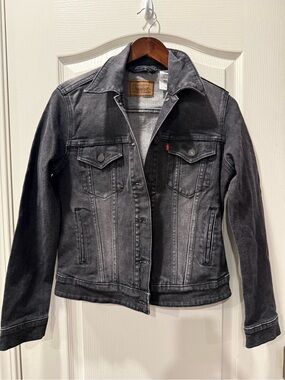 Levi's Women's Washed Black Denim Jacket